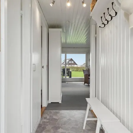 Сasa de vacaciones Cozy Summer House Close To The *